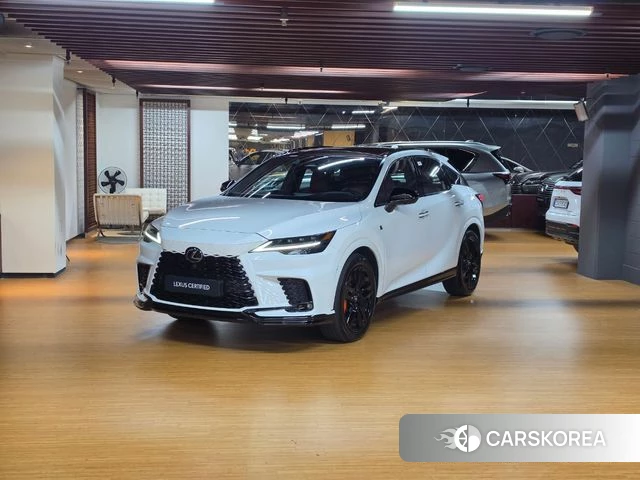 Lexus RX500h 5th generation 2025 Белый из Кореи
