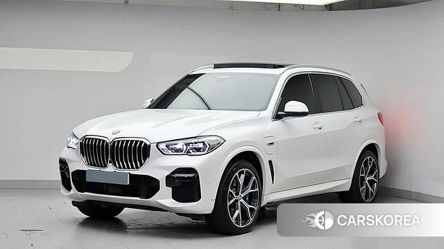 BMW X5 (G05) 2023 Белый из Кореи