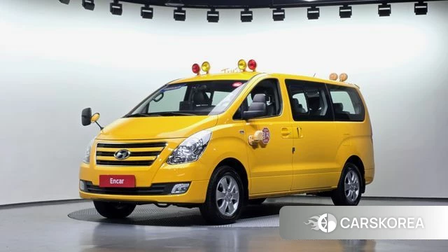 Hyundai The New Grand Starex 2018 Желтый из Кореи