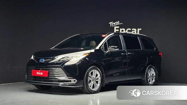 Toyota Sienna 4th Generation 2022 Черный из Кореи