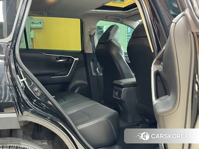 Toyota Wildlander 2022 Черный из Китая