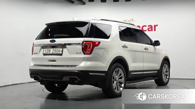 Ford Explorer 2018 Белый из Кореи