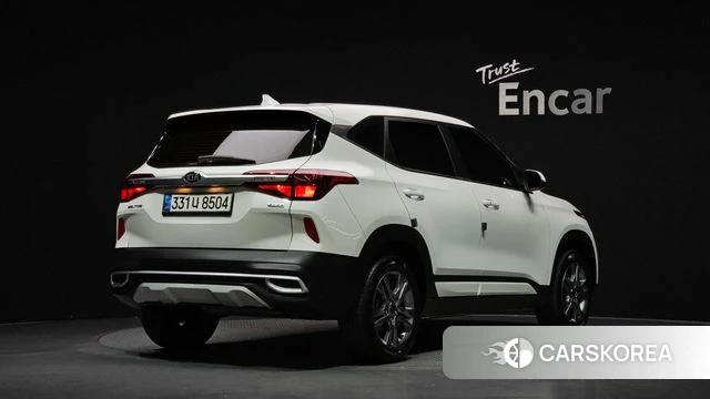 Kia Seltos 2020 Белый из Кореи