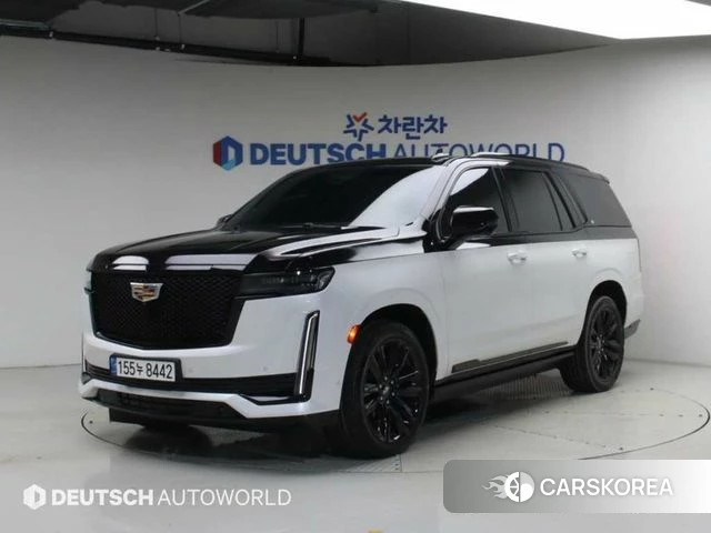 Cadillac Escalade 5th Generation 2022 Белый из Кореи