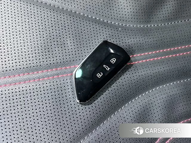 Volkswagen Lamando 2024 Белый из Китая