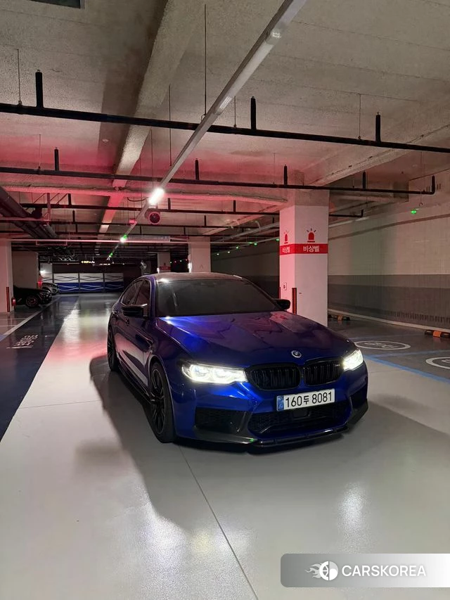 BMW M5 (F90) 2020 Небесно-голубой из Кореи