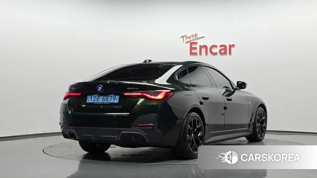 BMW i4 2022 Зеленый из Кореи
