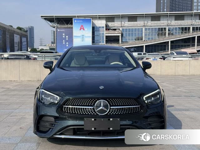Mercedes-Benz E-Class 2023 Зеленый из Китая