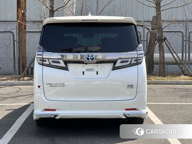 Toyota Vellfire 2021 Белый из Китая