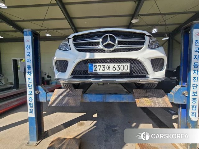 Mercedes-Benz GLE - Class W166 2018 Белый из Кореи