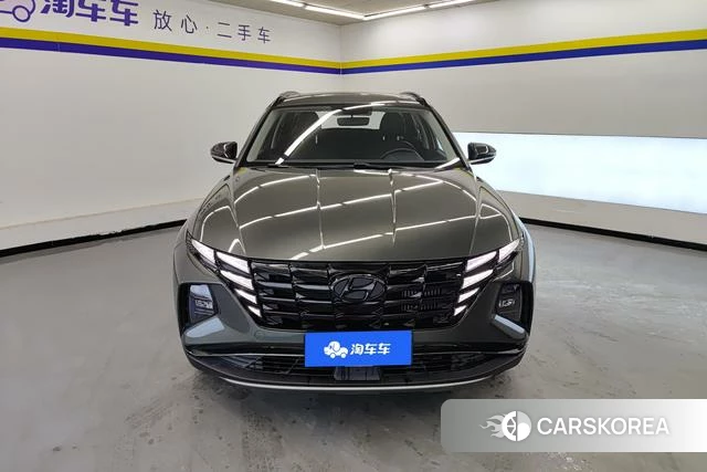 Hyundai Tucson 2023 Темно-серый из Китая