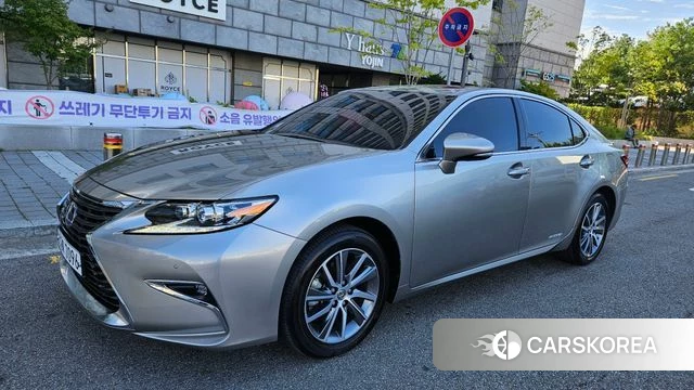 Lexus New ES300h 2018 Песочный из Кореи