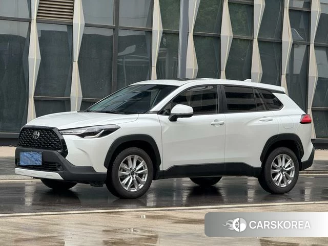 Toyota Corolla 2025 Белый из Китая