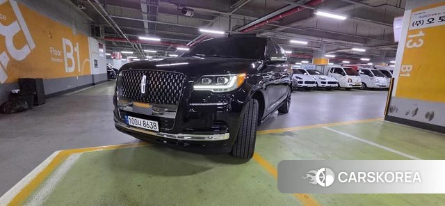Lincoln Navigator 4th generation 2022 Черный из Кореи