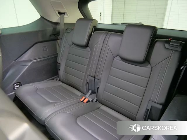 Volkswagen Talagon 2022 Темно-серый из Китая