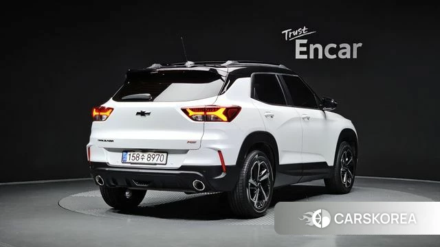 Chevrolet (GM Daewoo) Trailblazer 2021 Белый из Кореи