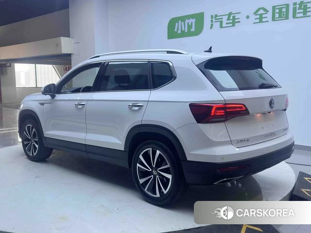 Volkswagen Tharu 2021 Белый из Китая