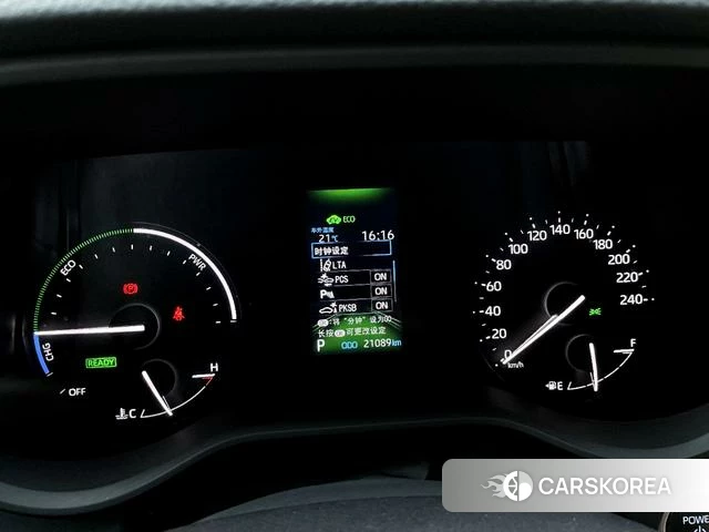 Toyota Granvia 2025 Белый из Китая