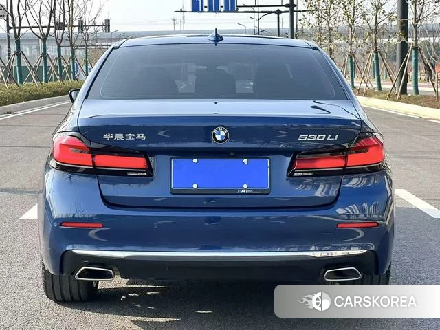 BMW 5 series 2021 Синий из Китая