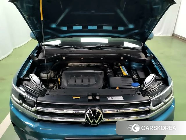 Volkswagen Tharu 2021 Синий из Китая