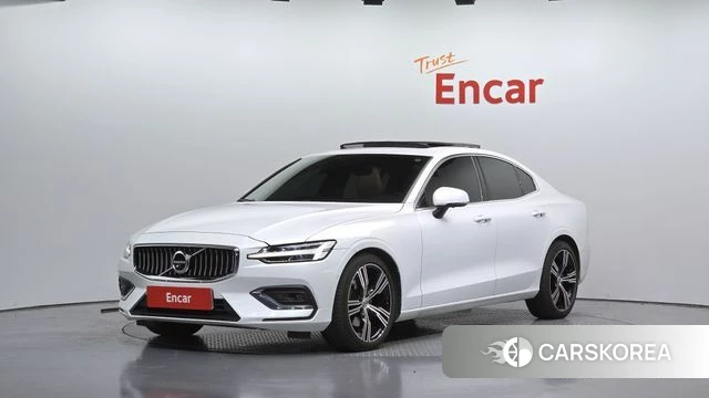 Volvo S60 3rd generation 2021 Белый из Кореи