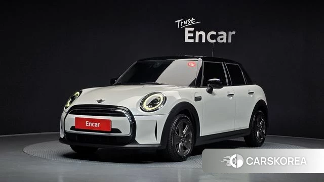 Mini Cooper 2023 Белый из Кореи