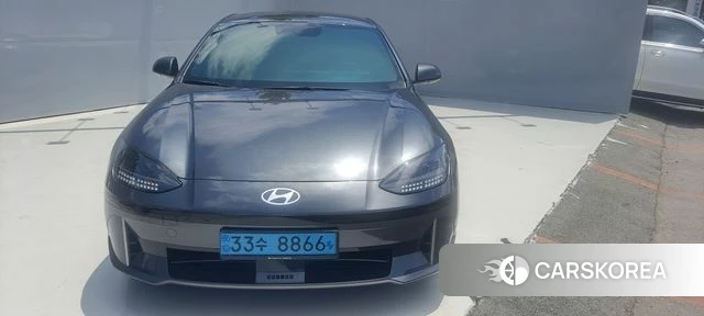 Hyundai Ionic 6 2022 Темно-зеленый из Кореи