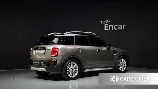 Mini Cooper Countryman 2020 Песочный из Кореи