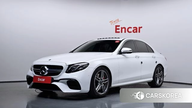 Mercedes-Benz E-Class W213 2019 Белый из Кореи