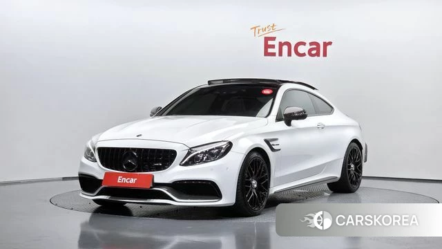 Mercedes-Benz C-Class W205 2018 Белый из Кореи