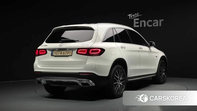 Mercedes-Benz GLC-Class X253 2021 Белый из Кореи, фото 2