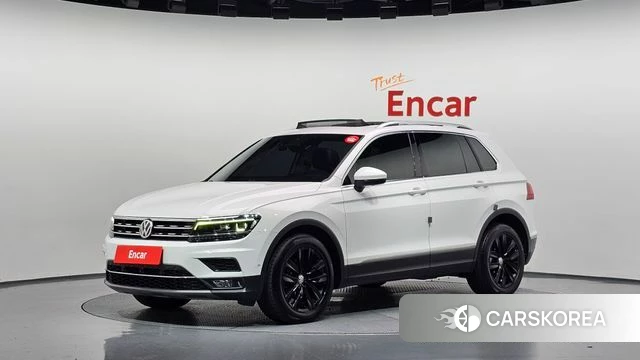 Volkswagen Tiguan second Generation 2019 Белый из Кореи