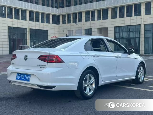 Volkswagen Lamando 2021 Белый из Китая