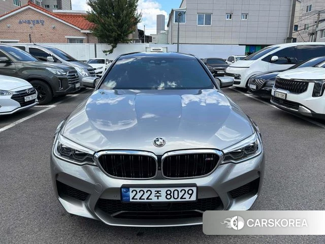 BMW M5 (F90) 2019 Серебристо-серый из Кореи