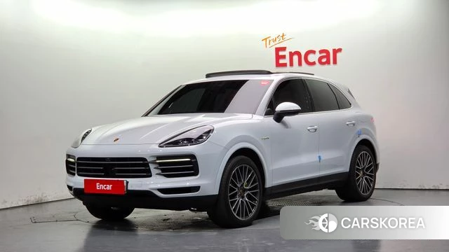 Porsche Cayenne (PO536) 2020 Белый из Кореи