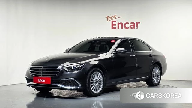 Mercedes-Benz E-Class W213 2021 Серый из Кореи