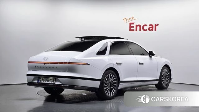 Hyundai Grandeur (GN7) 2025 Белый из Кореи
