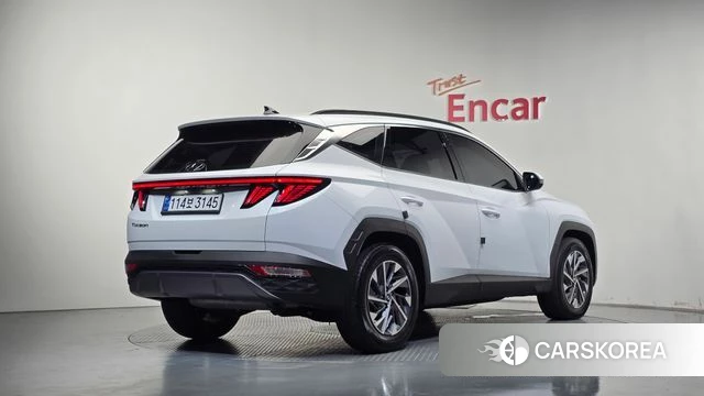 Hyundai Tucson Hybrid (NX4) 2021 Белый из Кореи