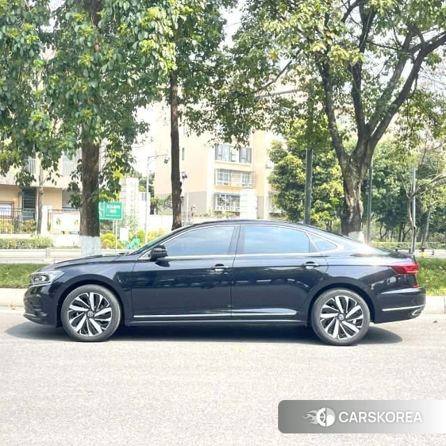 Volkswagen Passat 2021 Черный из Китая