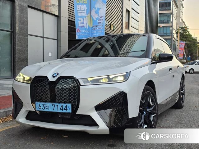 BMW iX 2023 Белый из Кореи