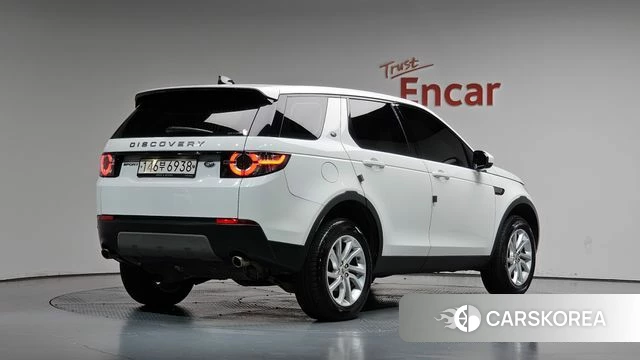 Land Rover Discovery Sports 2019 Белый из Кореи