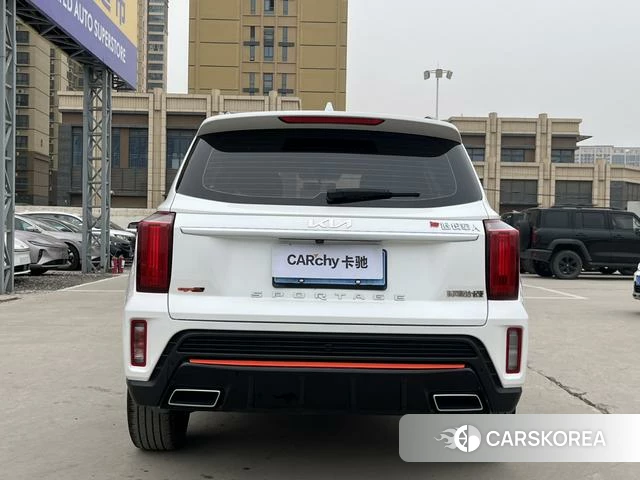 Kia Sportage 2023 Белый из Китая