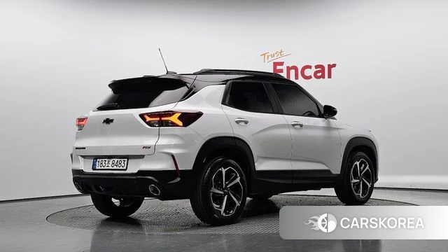 Chevrolet (GM Daewoo) Trailblazer 2023 Белый из Кореи