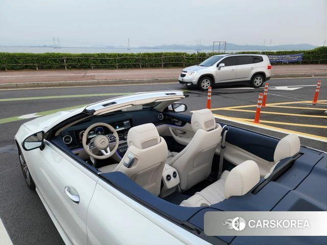 Mercedes-Benz E-Class W213 2020 Белый из Кореи