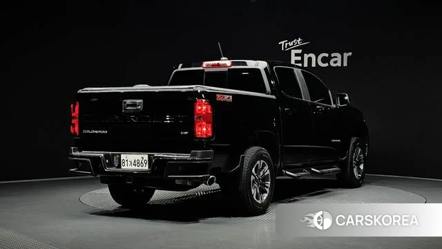 Chevrolet (GM Daewoo) Real New Colorado 2020 Черный из Кореи