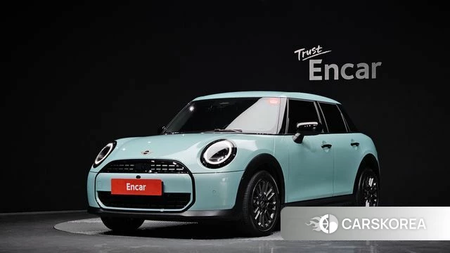 Mini Cooper C 4th generation 2025 Небесно-голубой из Кореи