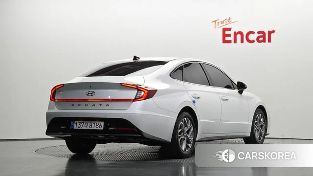 Hyundai Sonata (DN8) 2022 Белый из Кореи