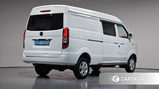 Xinyuan Ittivan 2023 Белый из Кореи