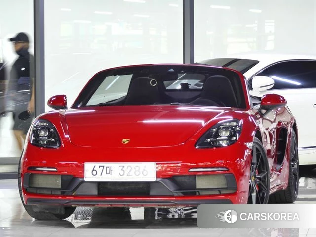 Porsche 718 Boxster 2019 Красный из Кореи