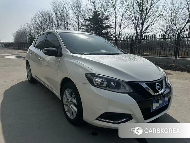 Nissan Tiida 2021 Белый из Китая